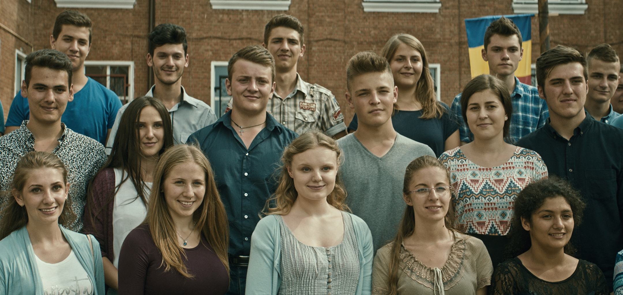 Graduation 2160x1023