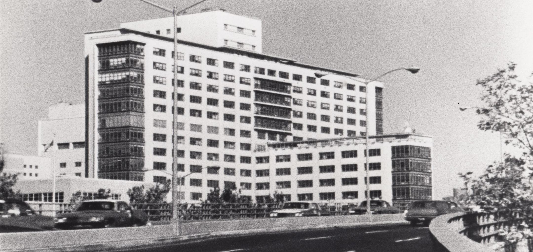 Hospital 2160x1023