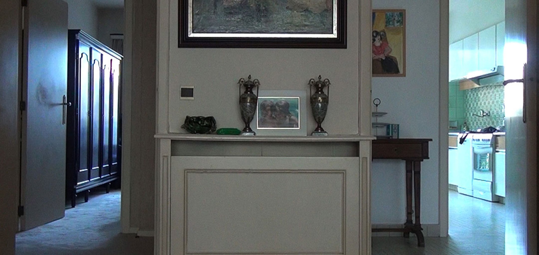 No Home Movie (2015)