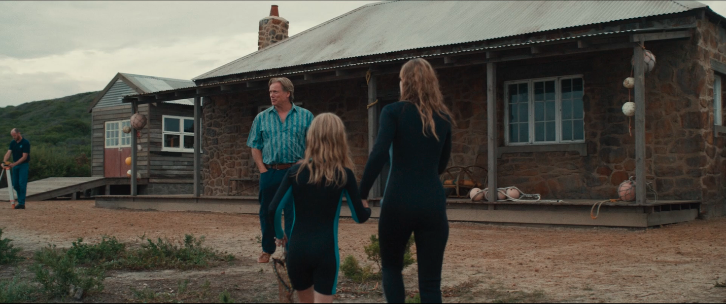Exterior Dora and Abby's house, Blueback