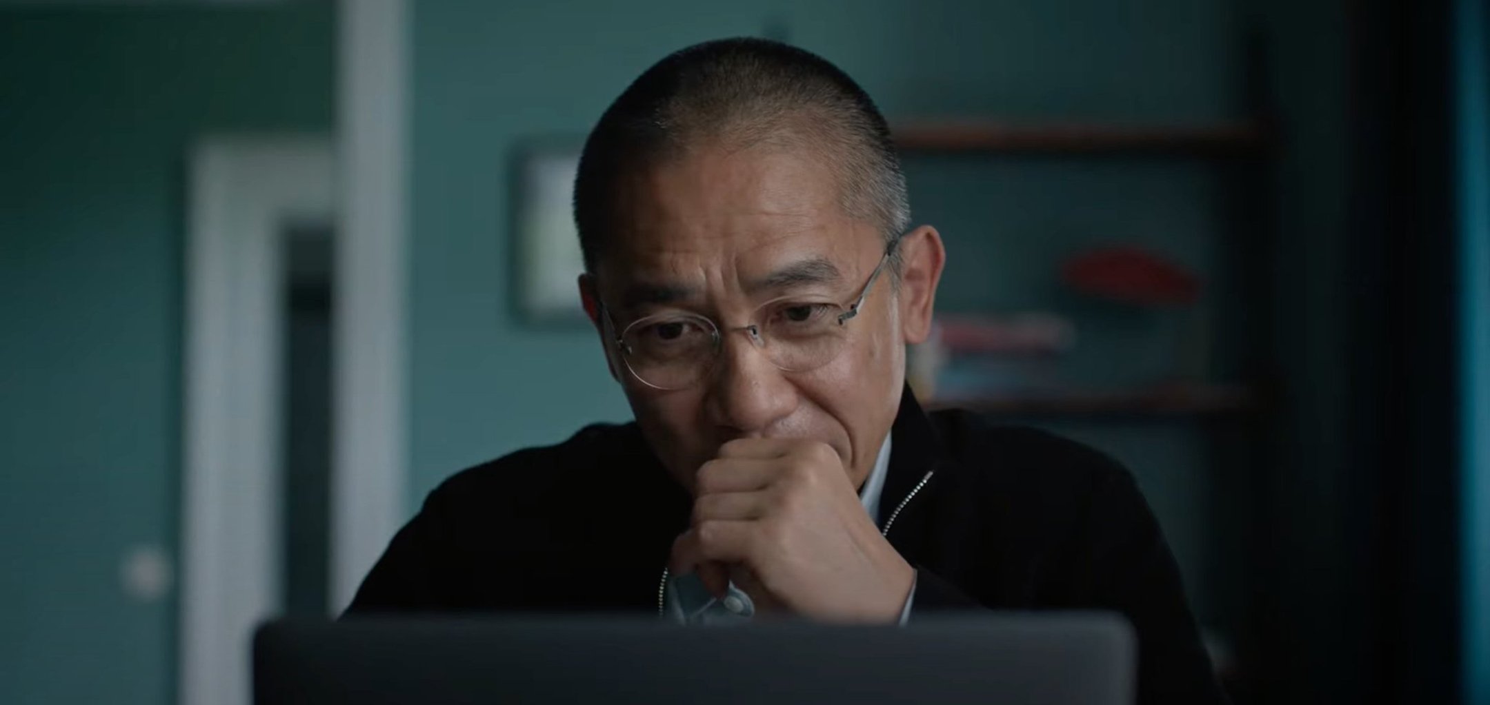 Silent Friend (2160x1023)