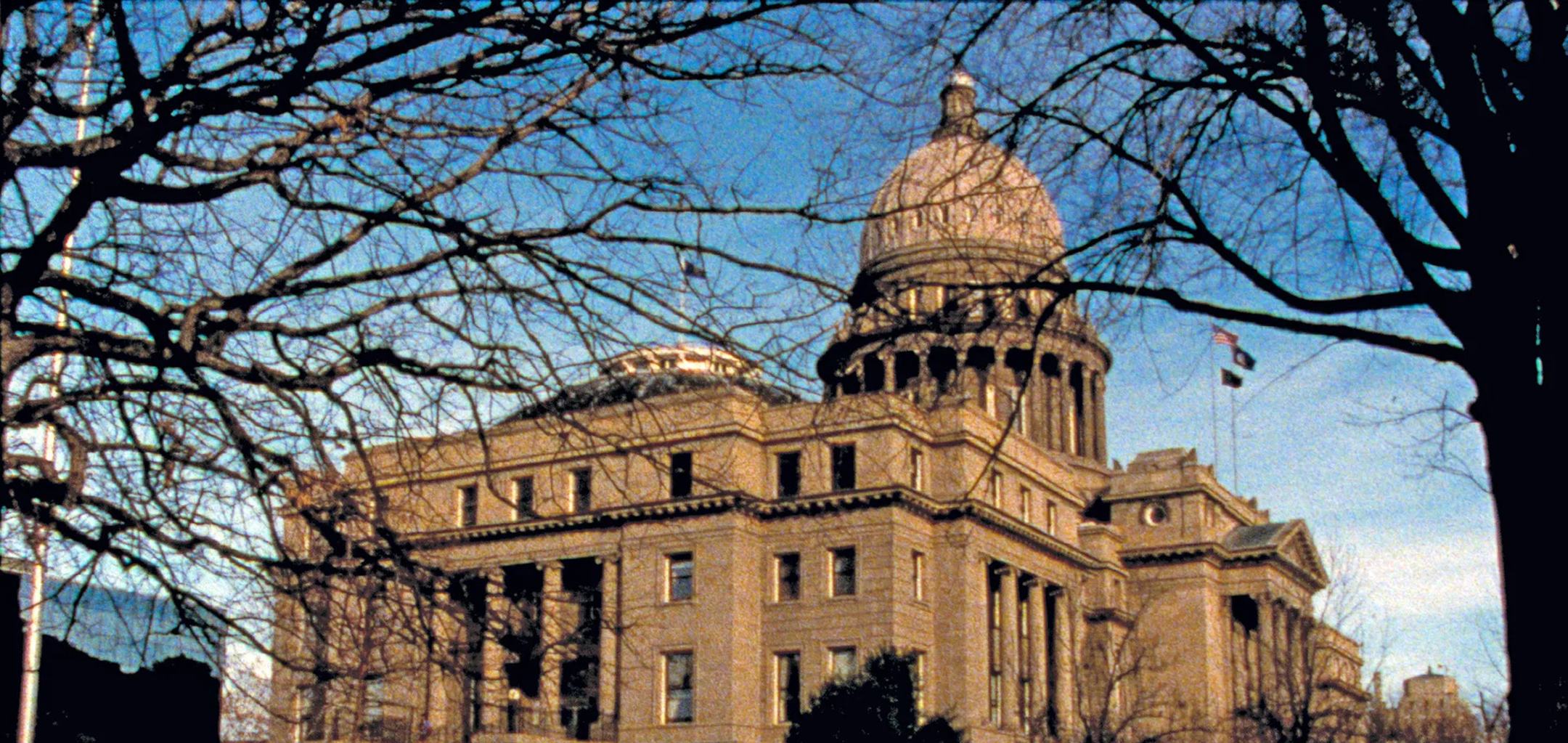 State Legislature 2160x1023
