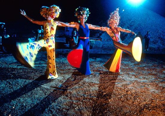 The Adventures of Priscilla, Queen of the Desert 3