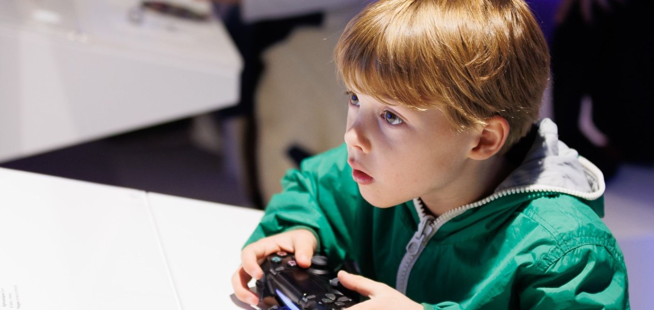 Videogames and your family  (2160 x 1023)