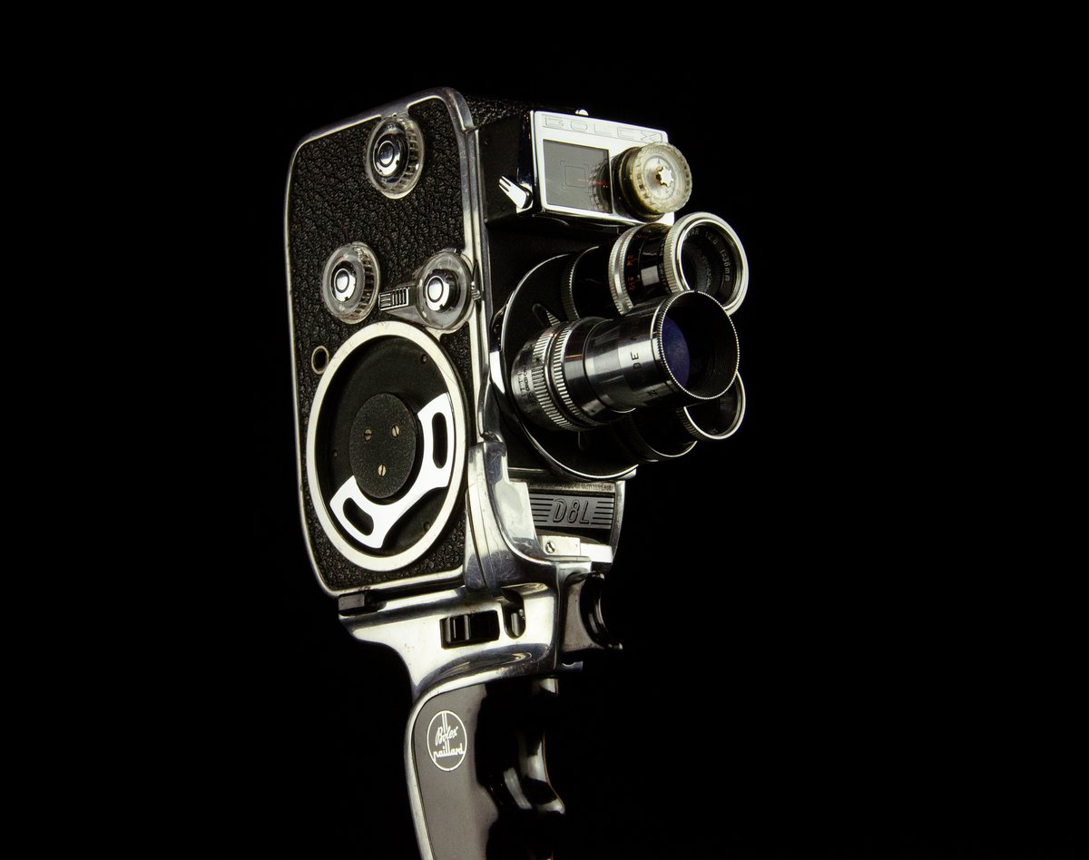 D8L standard 8 mm camera with 3 lenses and pistol grip | Paillard Bolex ...