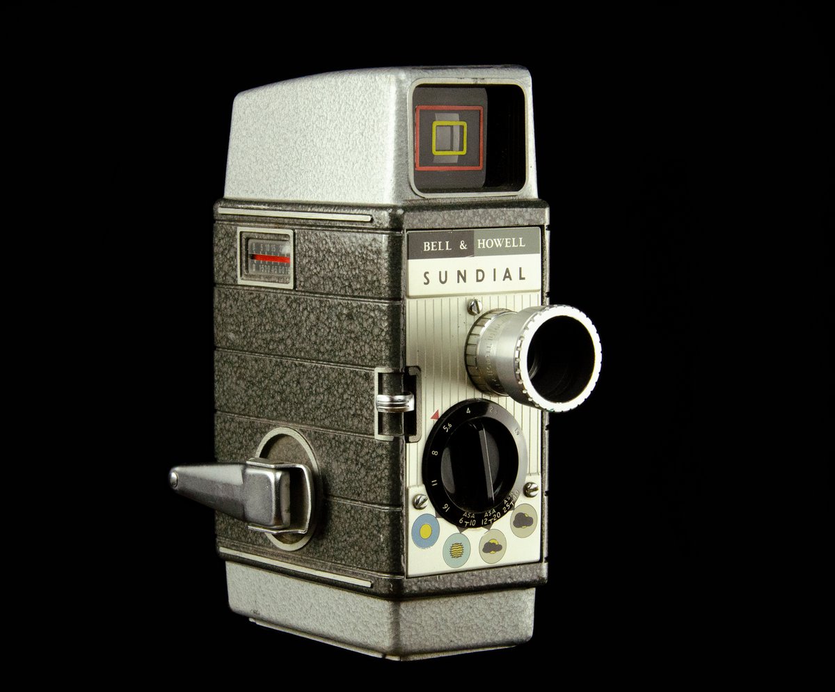 220 Sundial camera | Bell and Howell | ACMI collection | ACMI: Your ...