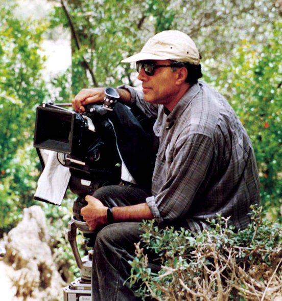 Abbas Kiarostami on set