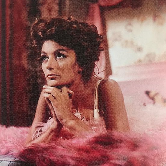 Anouk Aimee in Model Shop