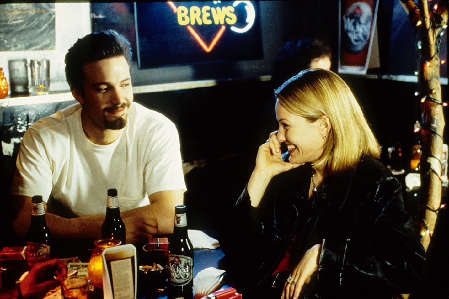 Ben Affleck and Joey Lauren Adams in 'Chasing Amy' (1997)