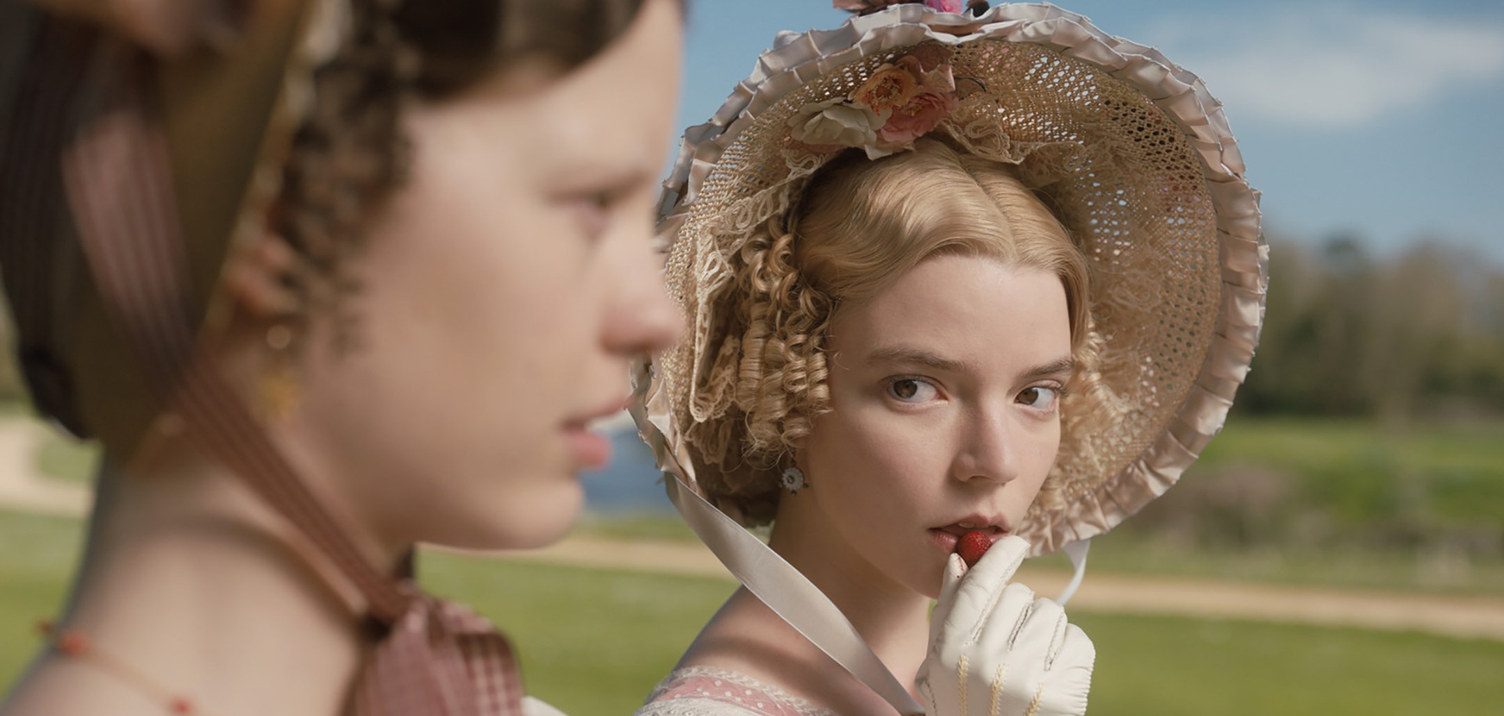 Emma strawb alt 2160x1028.jpg