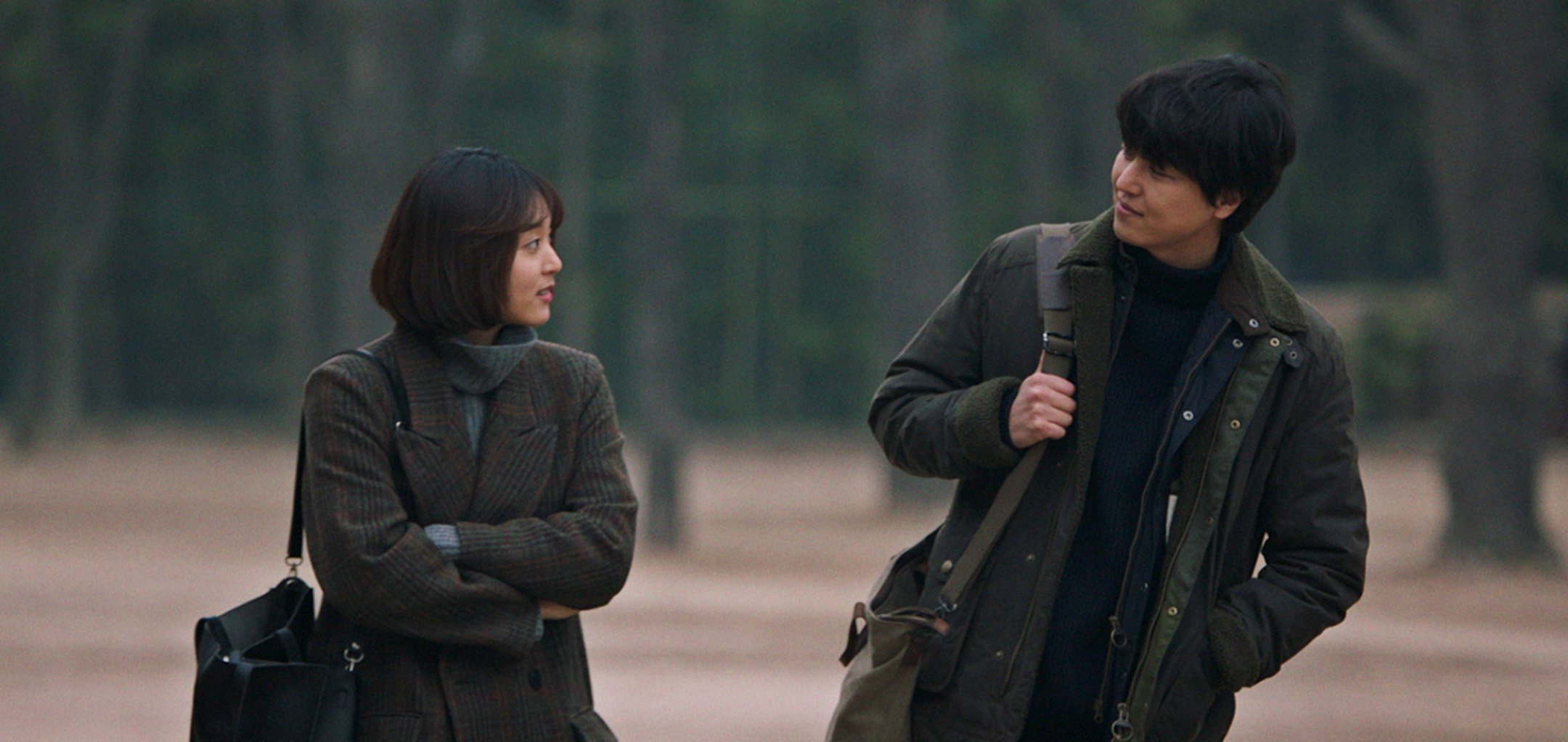 Hye-ri Yoon and Woo-jin Yeon in 'Shades of the Heart' (2021)