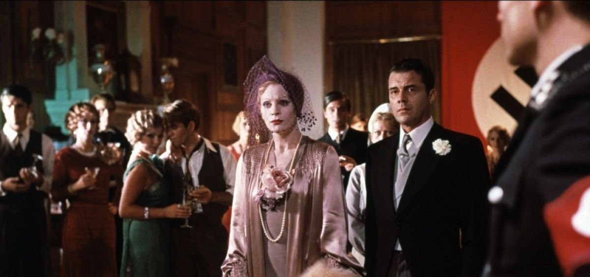 Ingrid Thulin, Dirk Bogarde and the cast of The Damned (1969)