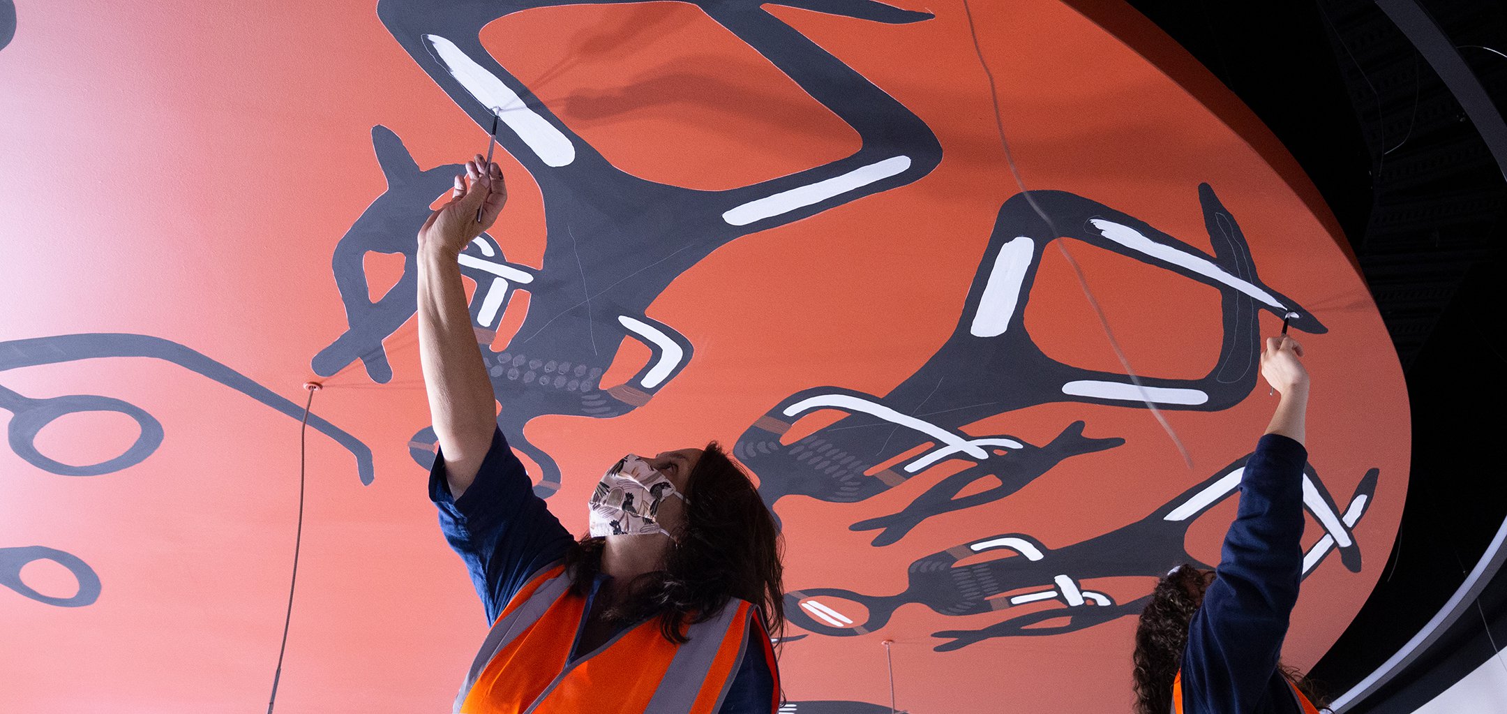 Installing Yanmeearr by Vicki Couzens - Field Carr