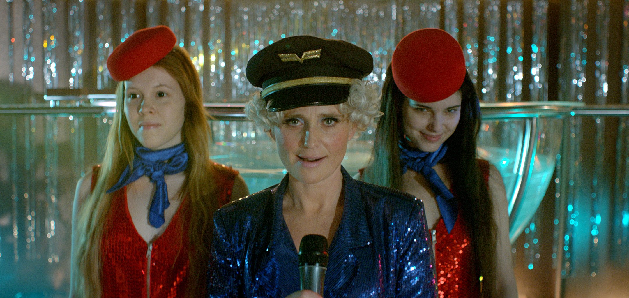 Kinga Preis, Marta Mazurek, and Michalina Olszanska in The Lure (2015)