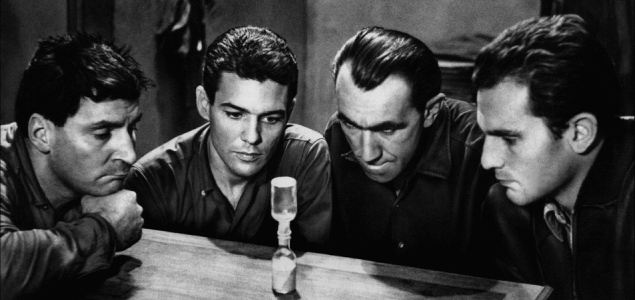 Philippe Leroy, Jean Keraudy, Raymond Meunier, and Marc Michel in Le Trou (1960)