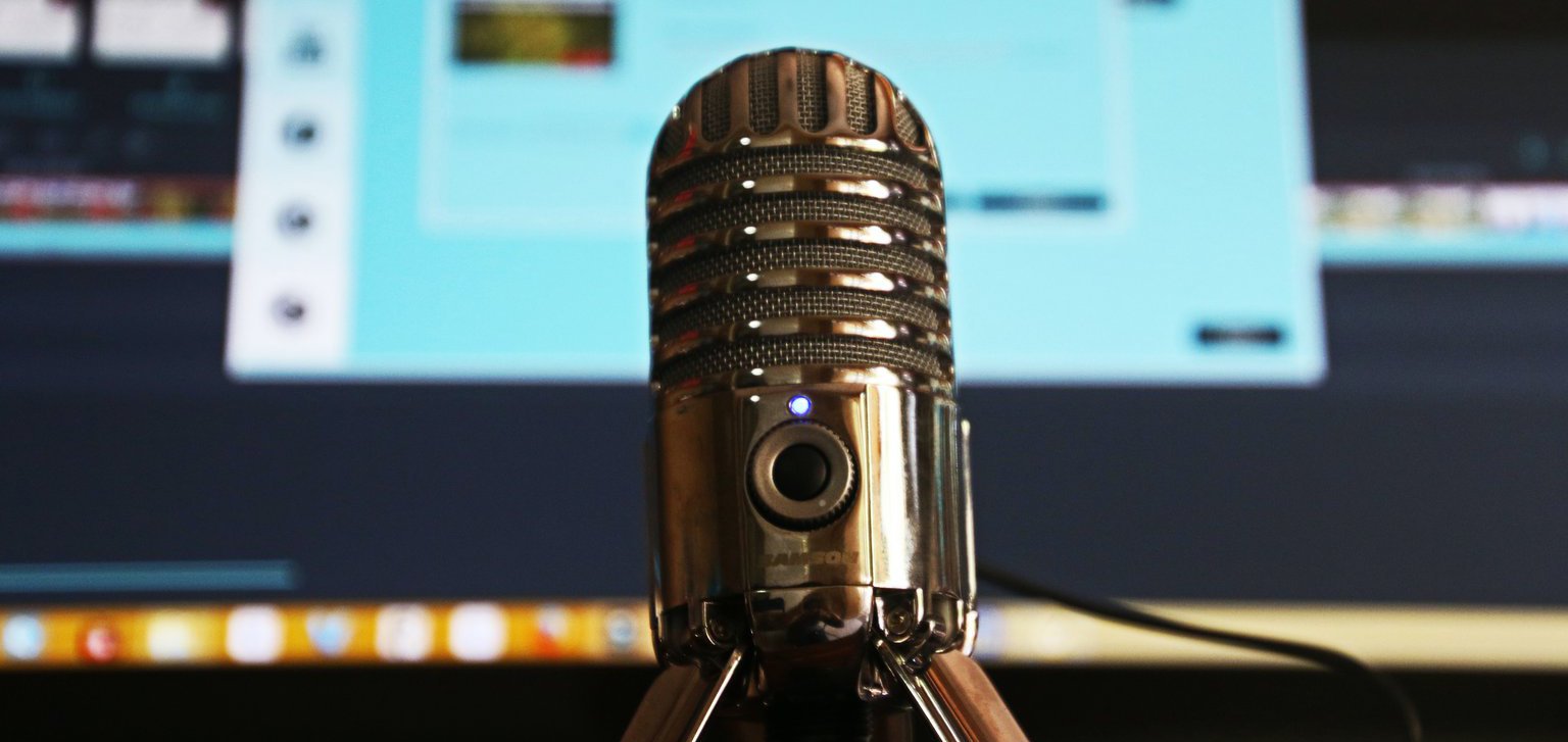 Podcasting microphone