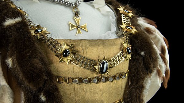 Queen Anne (Olivia Colman) costume from The Favourite - chest detail - smaller
