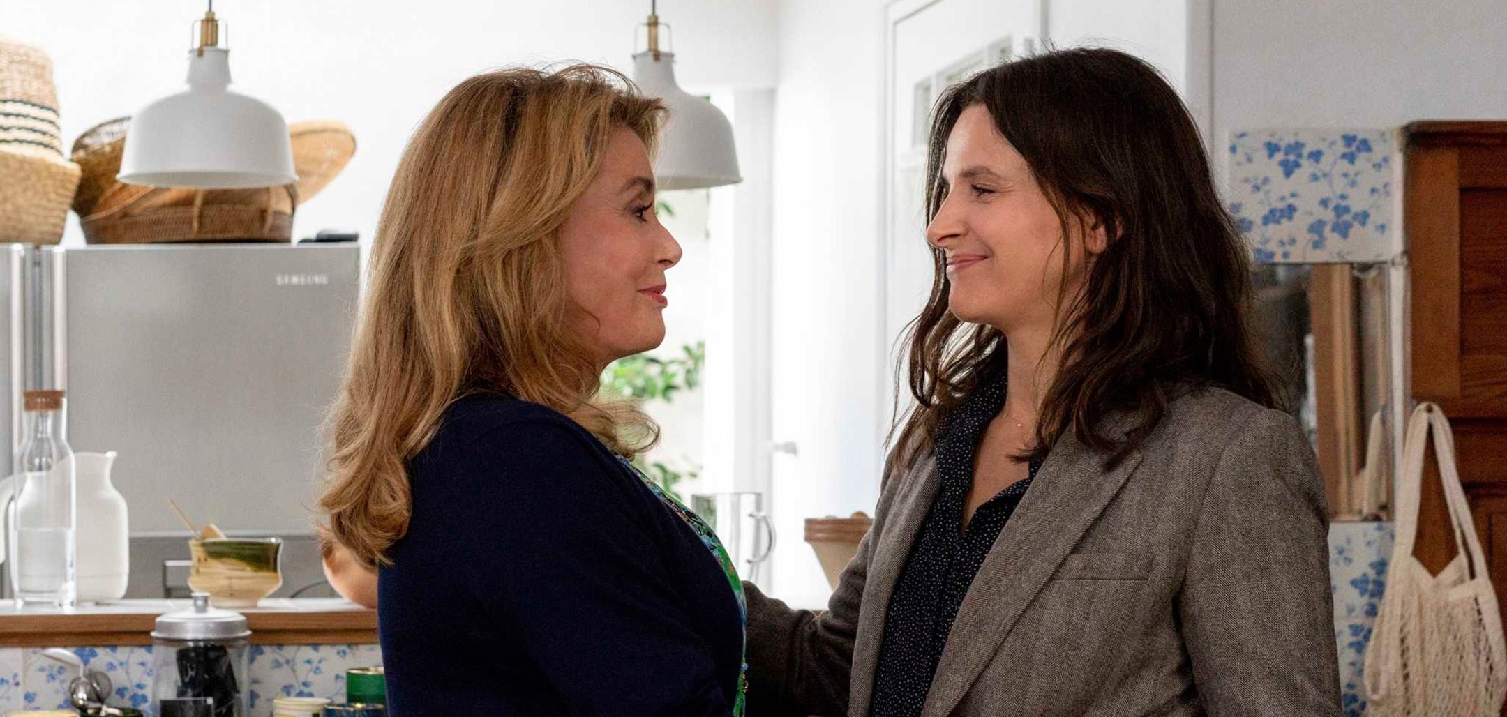 Juliette Binoche and Catherine Deneuve in 'The Truth' (2019)