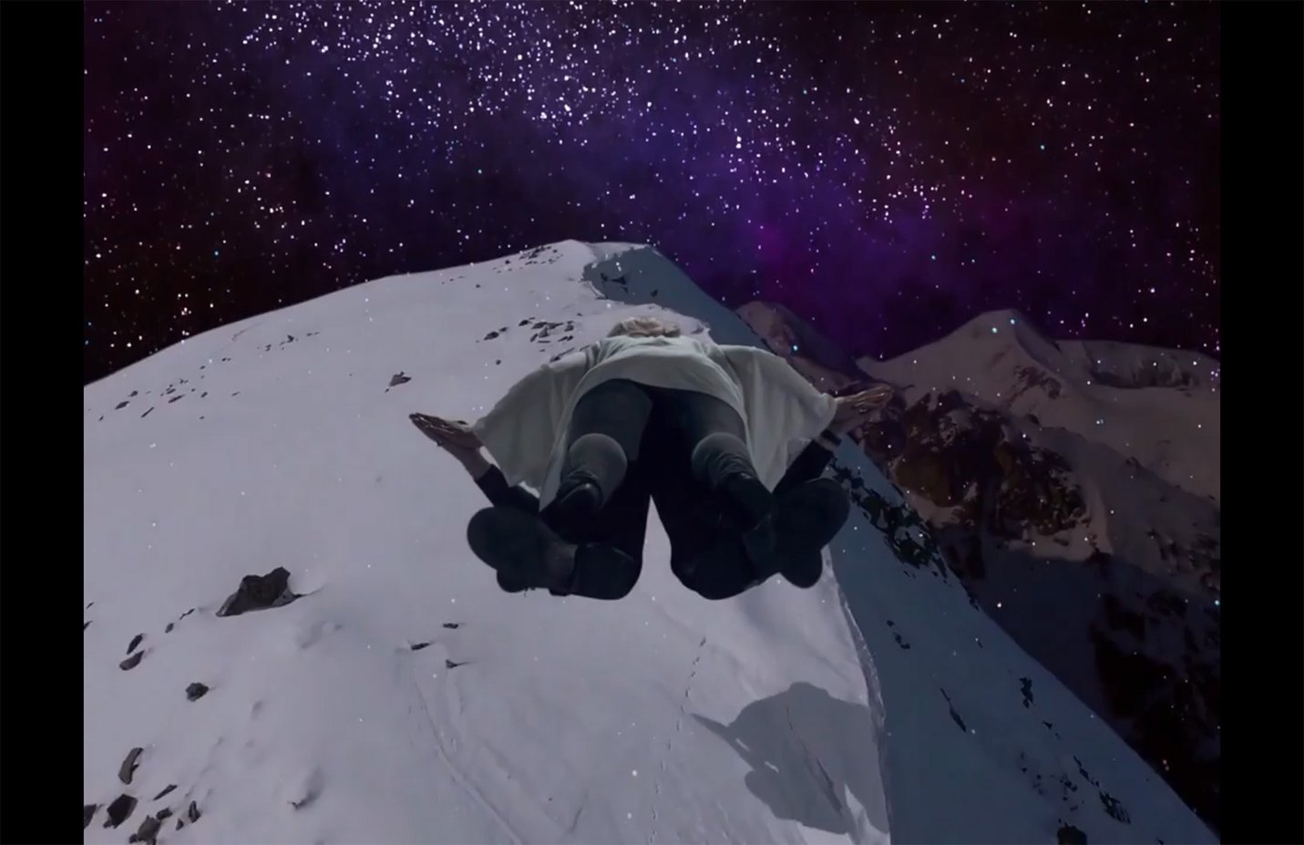 First Reformed (2017) - flying over mountains