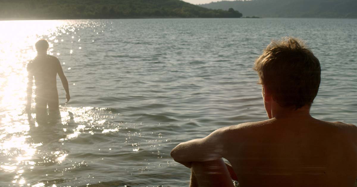 Pierre Deladonchamps and Christophe Paou in Stranger By The Lake (2013 ) Madman
