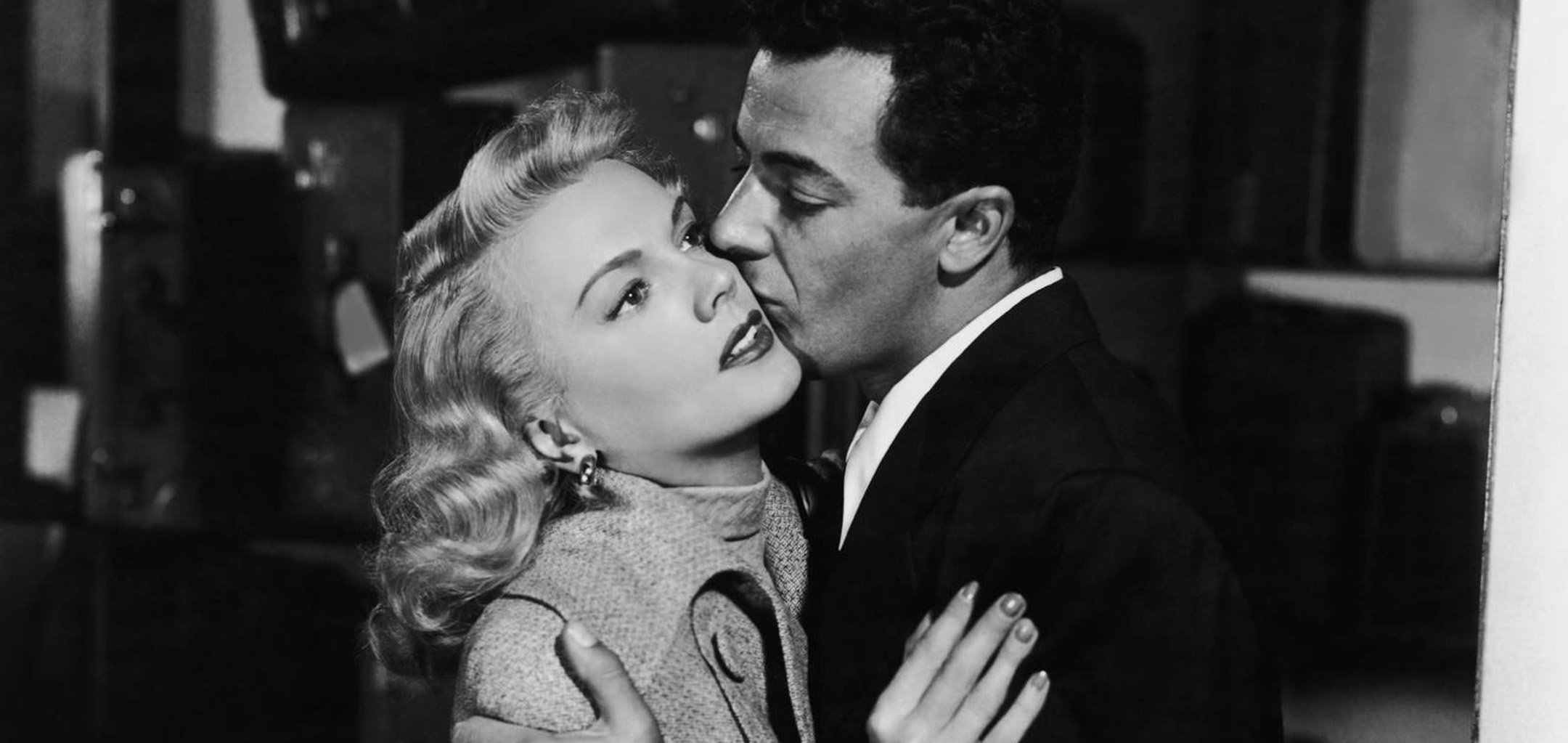 Patricia Knight and Cornel Wilde in Shockproof (1949)