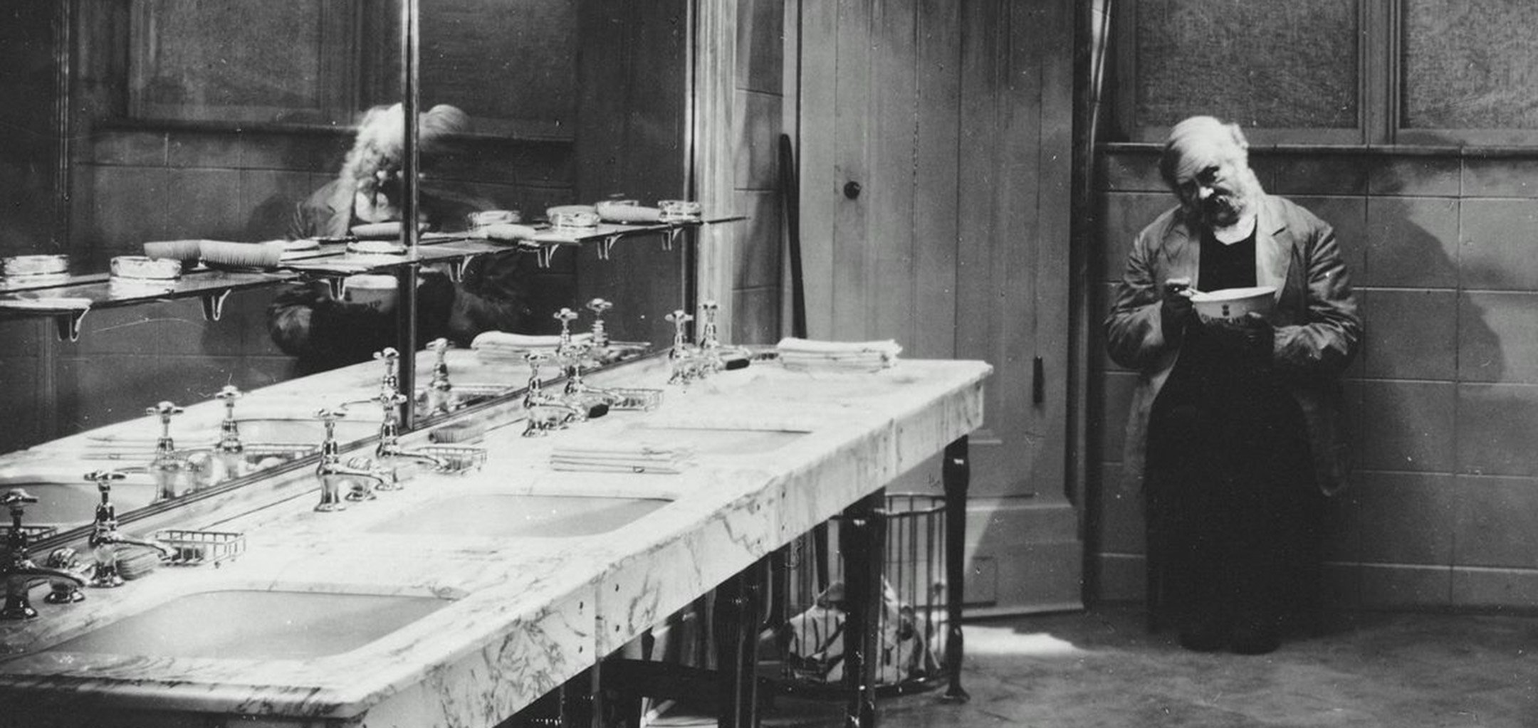 The Last Laugh (1924) F.W. Murnau